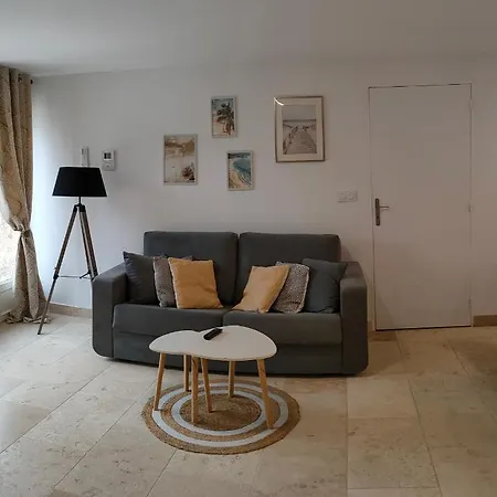Appartement Dans Mas Provencal Arles Buitenkant foto