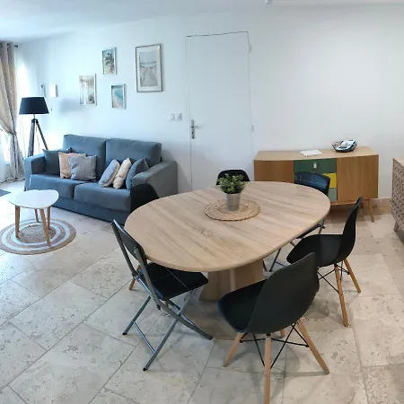 Appartement Dans Mas Provencal Arles Buitenkant foto